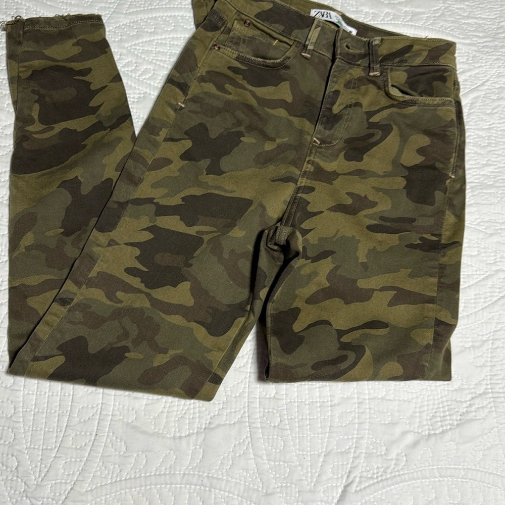 Zara Camouflage Pants